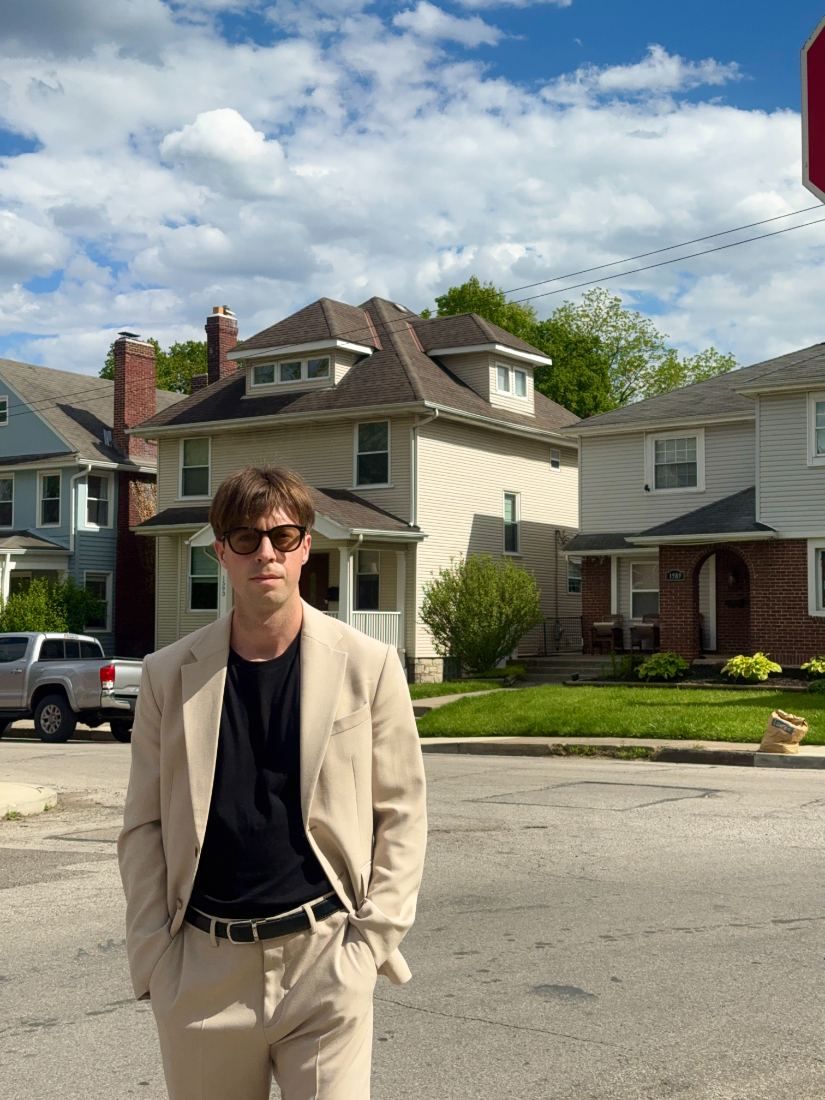 Olaf Groenewegen, founder of Greenroads Real Estate, in front of a rental house